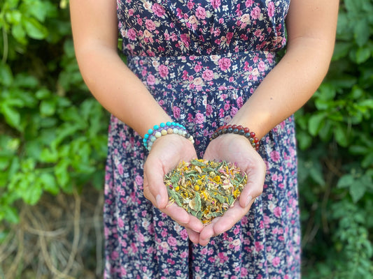 Interview with wholistic woman Erin Frances from Sacred Cycles